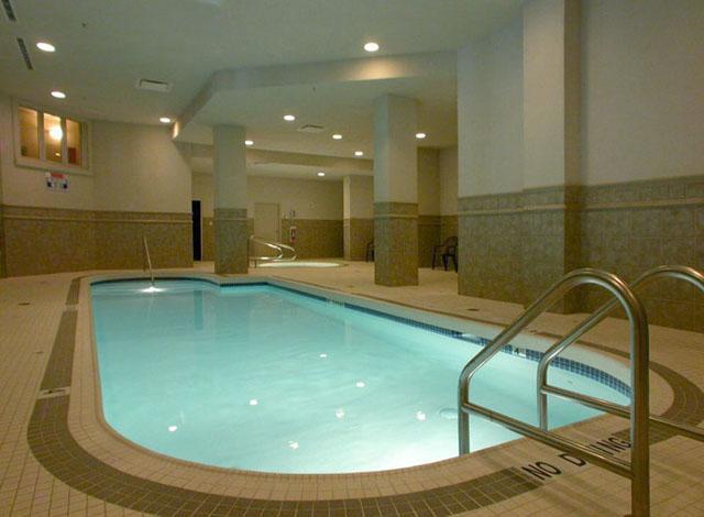 Downtown Waterfront Kelowna Oasis Newly Renovated 2Bed 2Bath Apartment Екстериор снимка